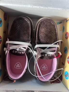 Ariat Metallic Brown floral (mini Hilo) Kids Slip-On Sneakers NWT